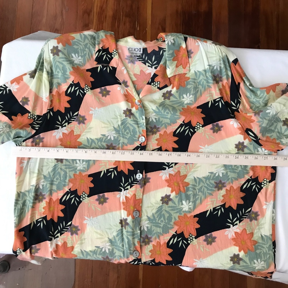 Women's Floral Print Top - Multicolor - Picture 9 of 16